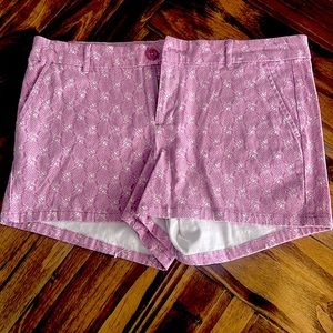 Bebop women’s Pineapple print shorts! Size 9